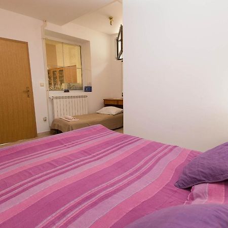 Apartmani Vera Crikvenica Exterior foto